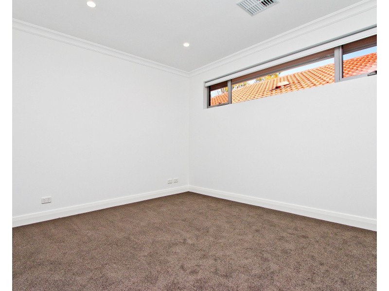 16a Ballater Avenue, Seaton SA 5023