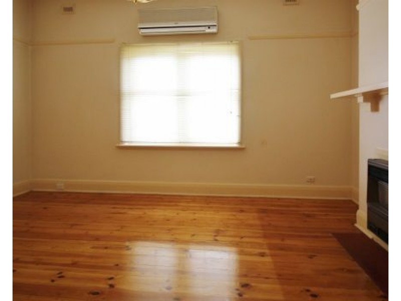 10 Alice Street, Findon SA 5023