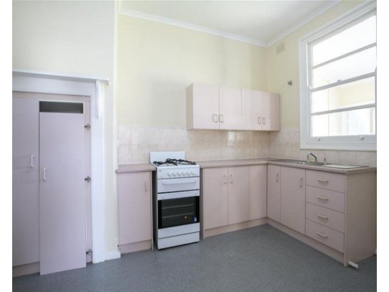 33 Second Avenue, Woodville Gardens SA 5012