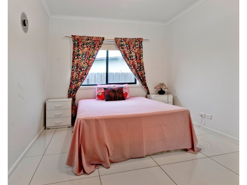 8 Butler Avenue, Pennington SA 5013