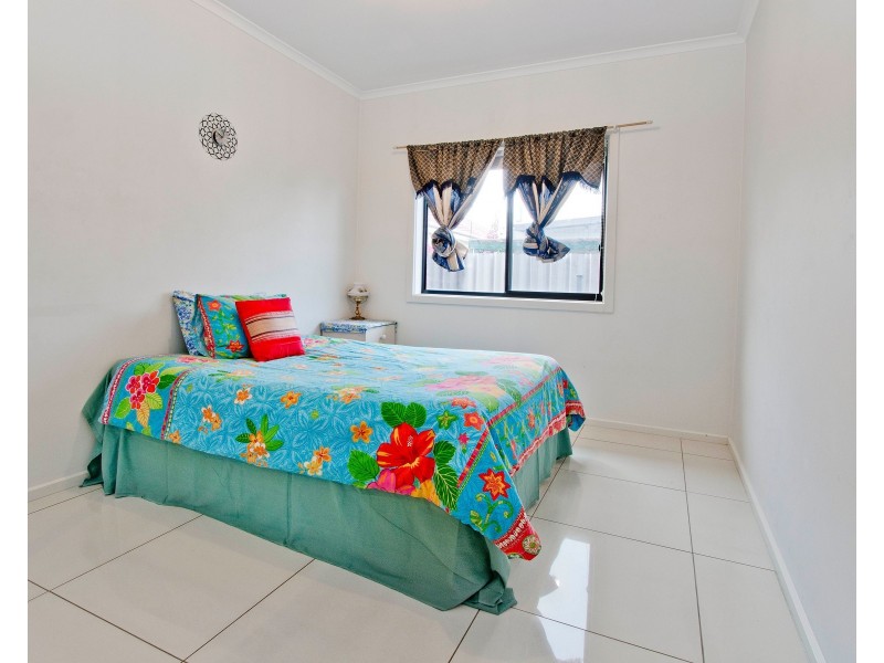 8 Butler Avenue, Pennington SA 5013