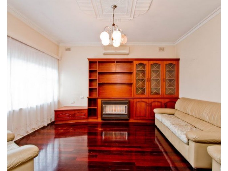 537 Grange Road, Seaton SA 5023