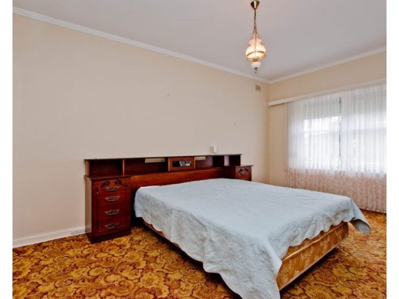 537 Grange Road, Seaton SA 5023