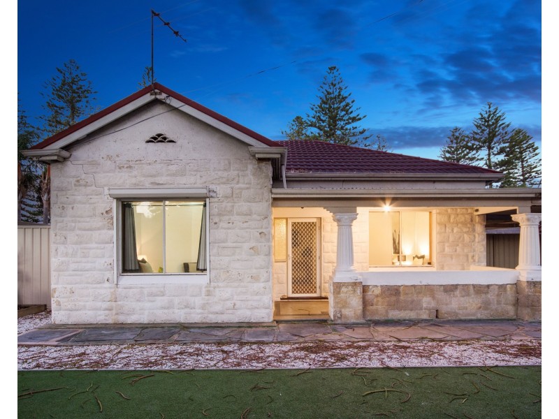 160 Military Road, Henley Beach SA 5022