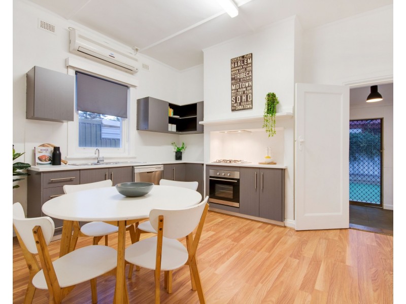 160 Military Road, Henley Beach SA 5022