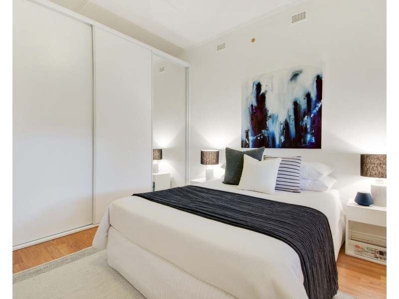 160 Military Road, Henley Beach SA 5022