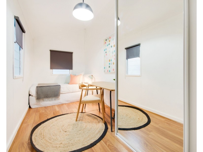 160 Military Road, Henley Beach SA 5022