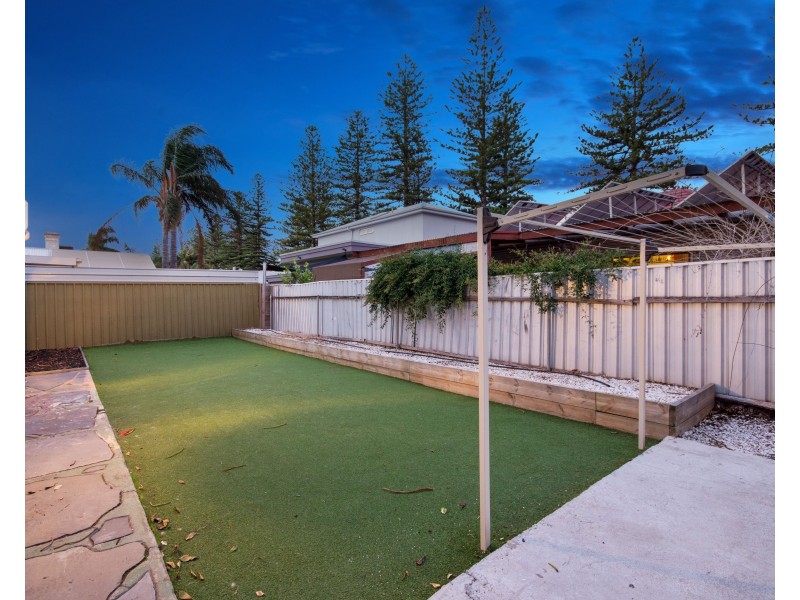 160 Military Road, Henley Beach SA 5022