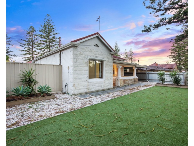 160 Military Road, Henley Beach SA 5022