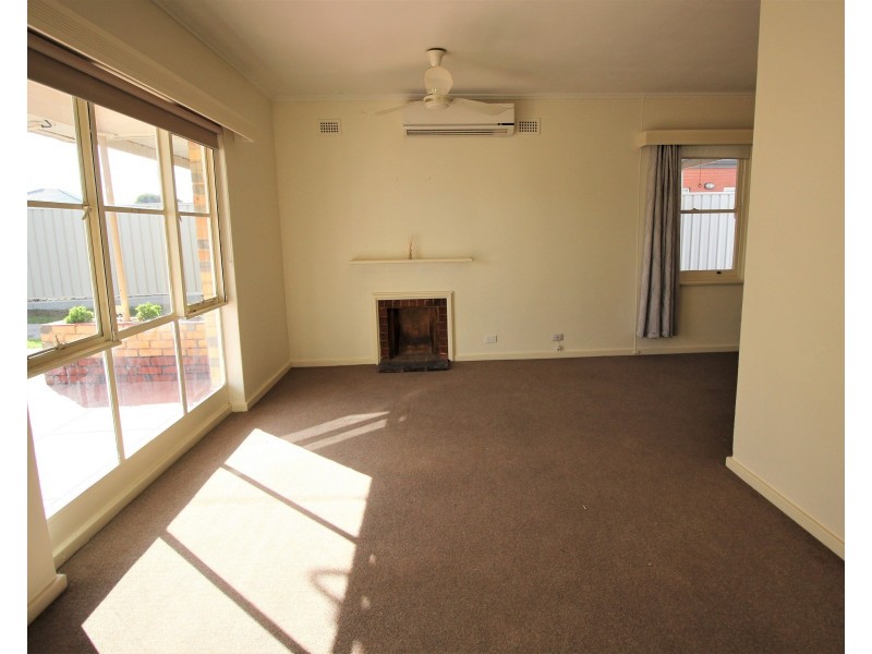 23 Halsey Road, Fulham SA 5024