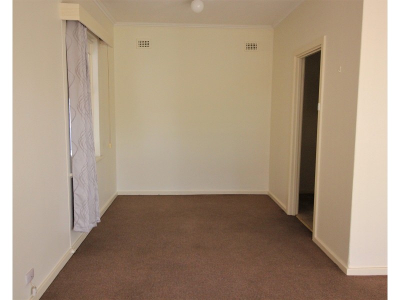 23 Halsey Road, Fulham SA 5024