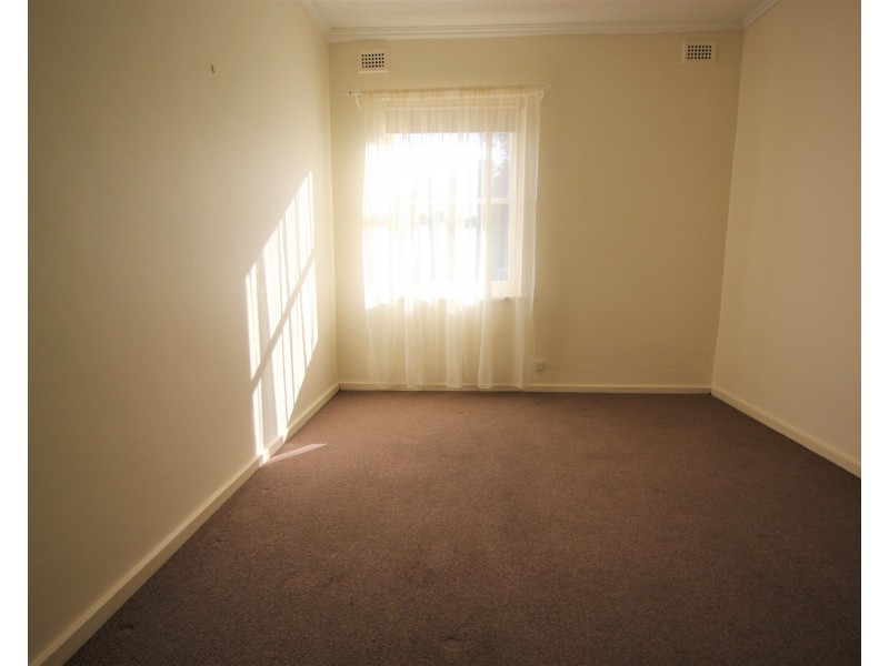 23 Halsey Road, Fulham SA 5024