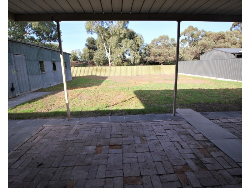 23 Halsey Road, Fulham SA 5024