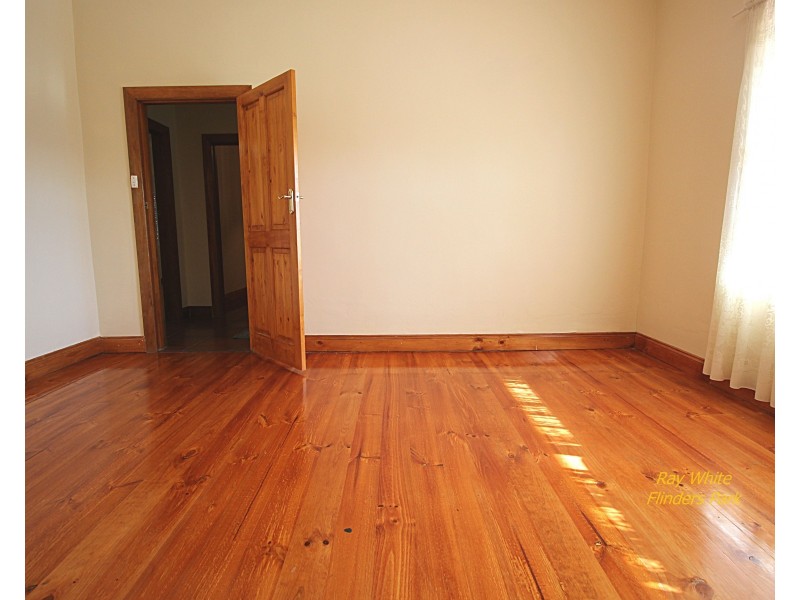 31 Seaton Terrace, Seaton SA 5023