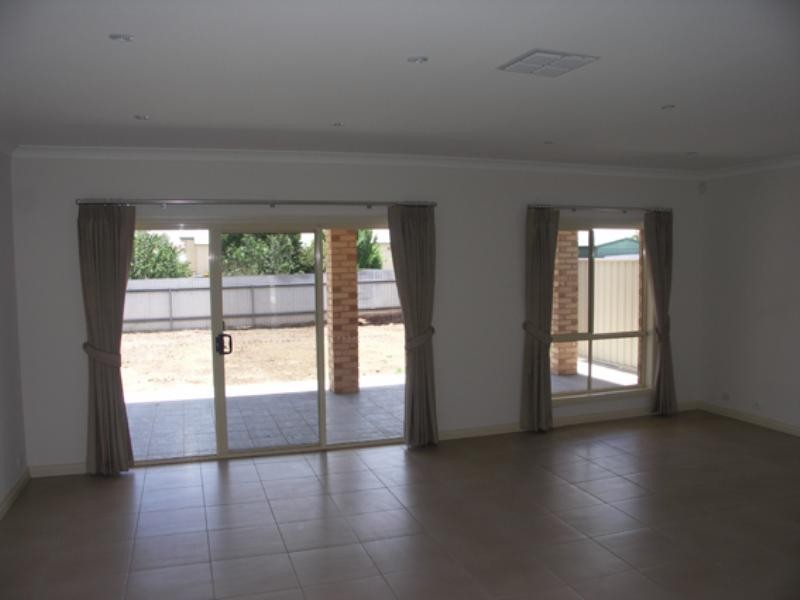 88 Nelson Avenue, Flinders Park SA 5025