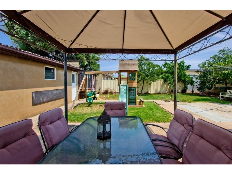 1B Willsmore Street, Beverley SA 5009