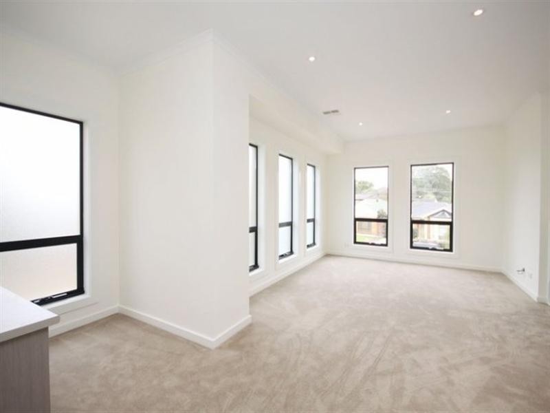 11 Jasmine Grove, Fulham Gardens SA 5024