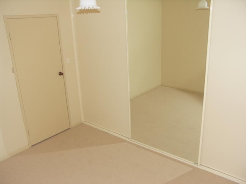 2/2 Fourth Avenue, Semaphore Park SA 5019