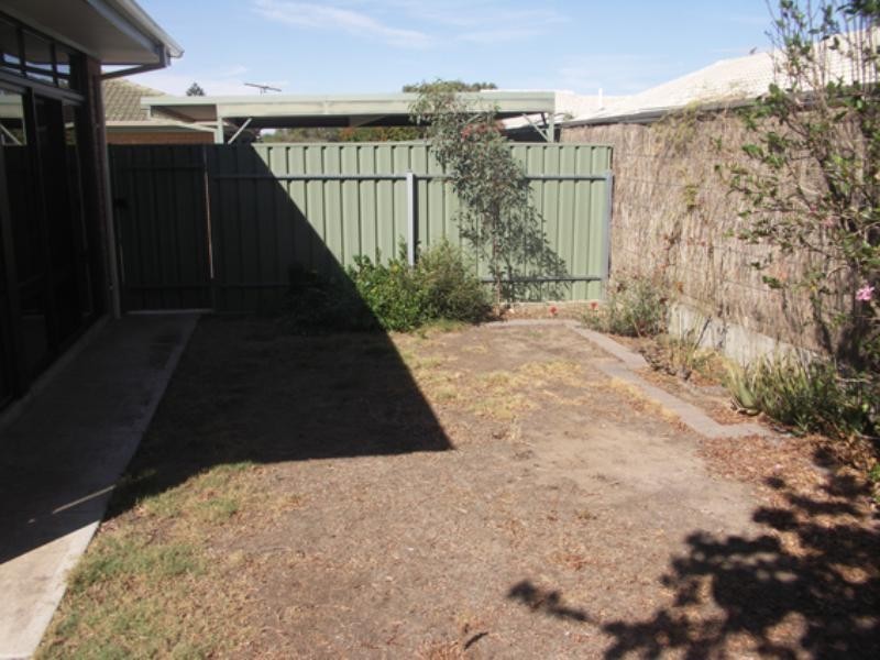 2/2 Fourth Avenue, Semaphore Park SA 5019