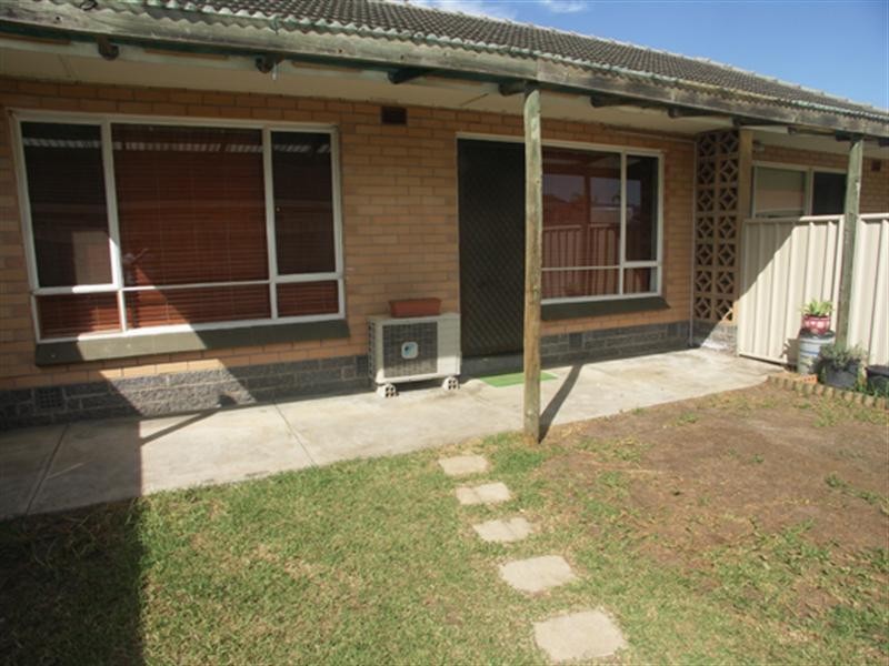 2/370 Tapleys Hill Road, Seaton SA 5023