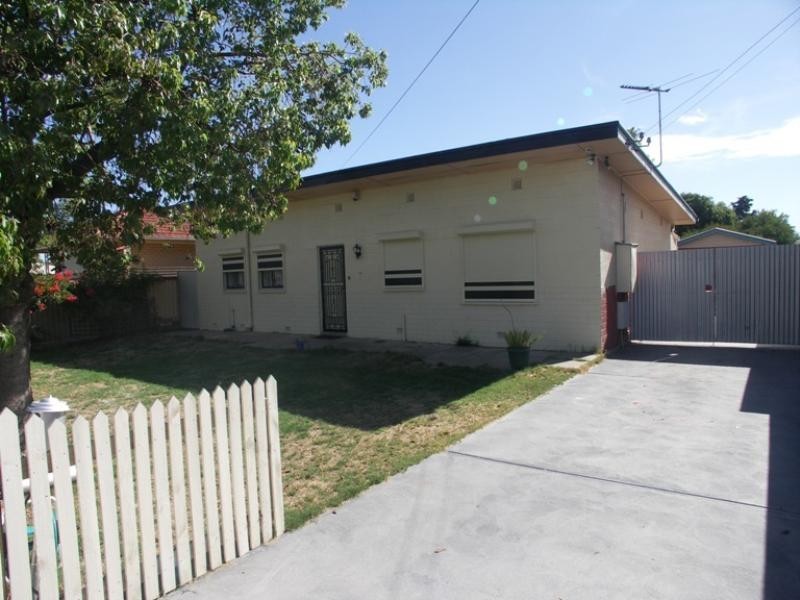 271 Railway Terrace, Taperoo SA 5017
