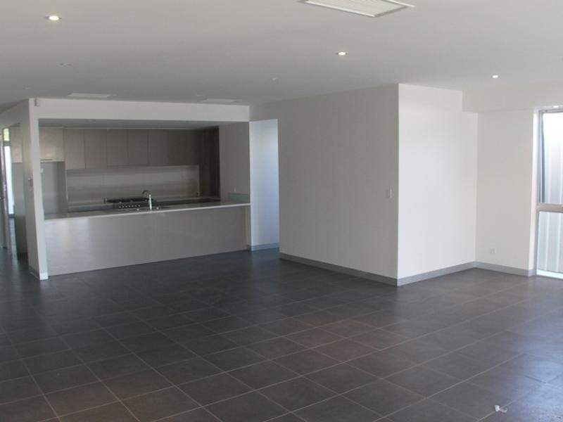8A Harrow Road, Kidman Park SA 5025
