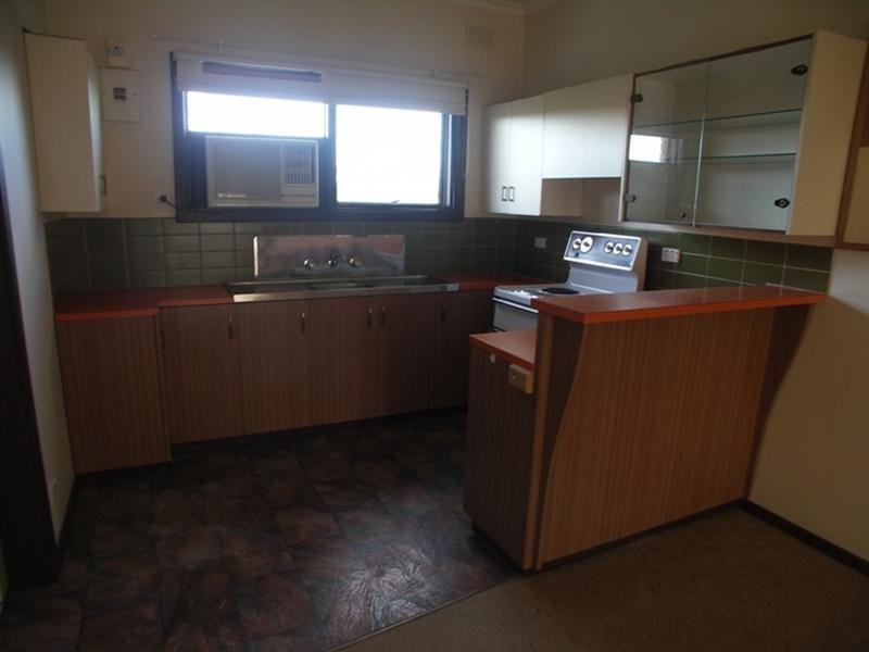 uNIT 8 3-5 View Avenue, Seaton SA 5023