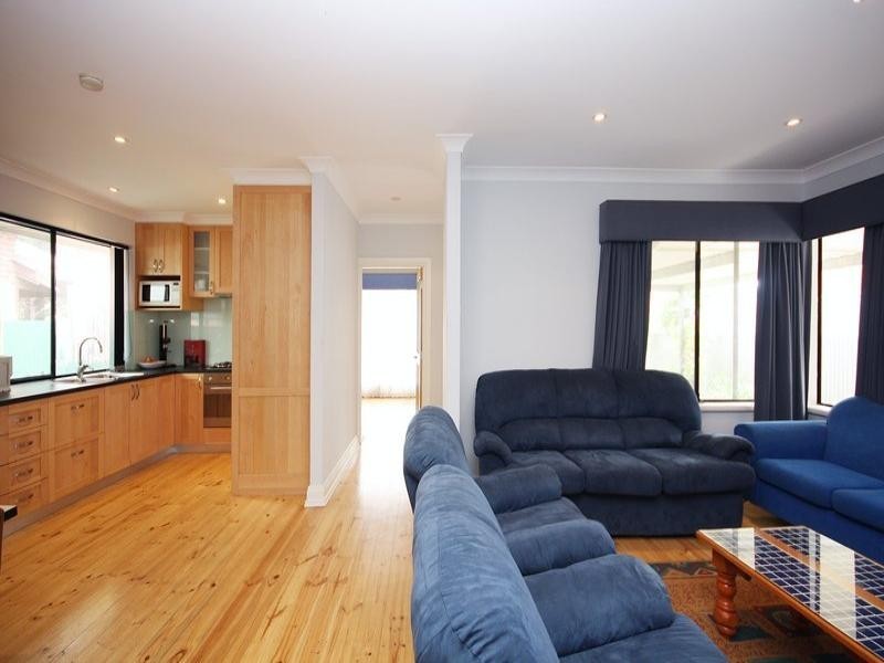 12 Berkeley Street, Cheltenham SA 5014