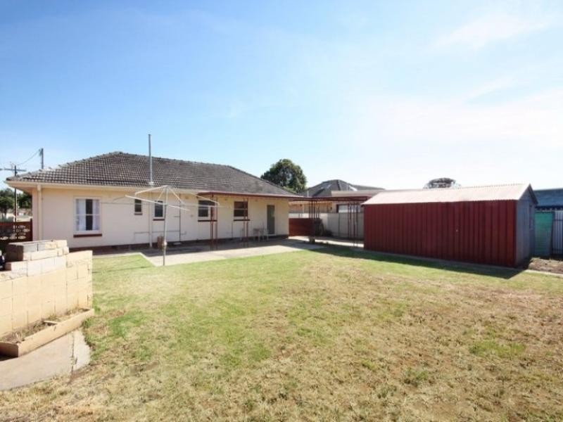 5 Strathbogie Avenue, Findon SA 5023