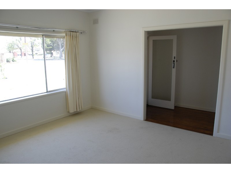 2 Portland Road, Queenstown SA 5014