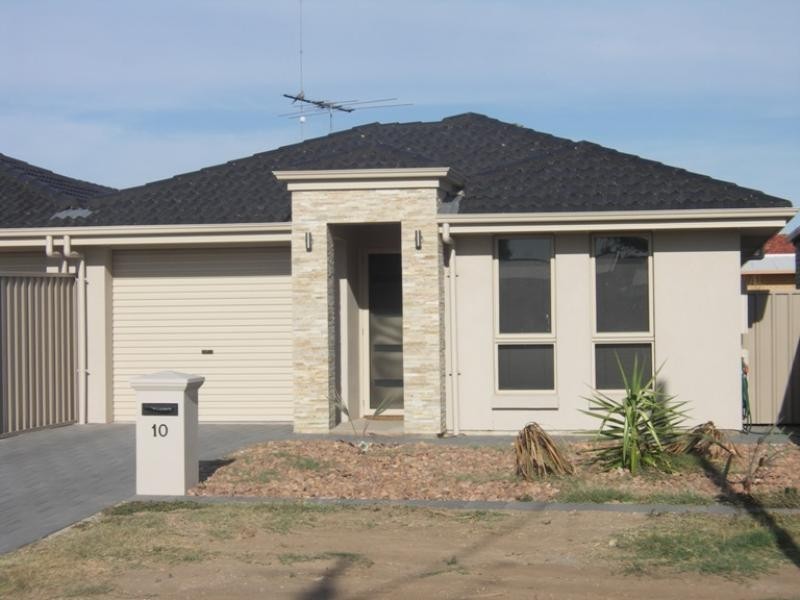 8 Victoria Parade, Semaphore Park SA 5019