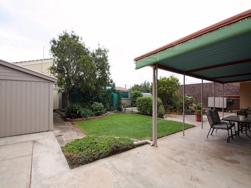 15 Fairway Drive, Seaton SA 5023