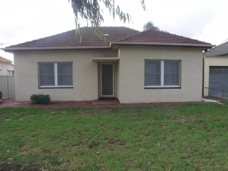 30 Golfers Avenue, Seaton SA 5023