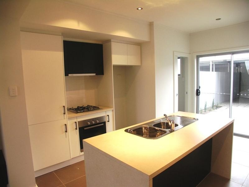 27 Mann Drive, Brompton SA 5007