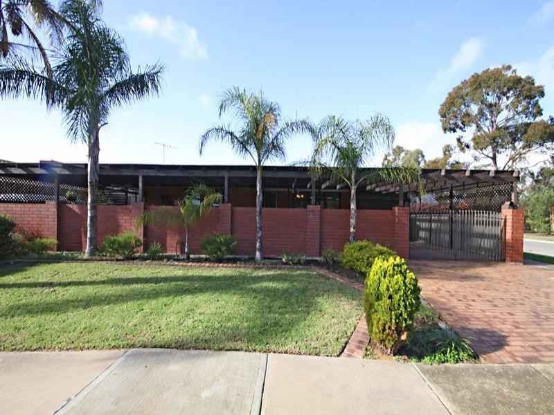 2 Dora Avenue, Seaton SA 5023