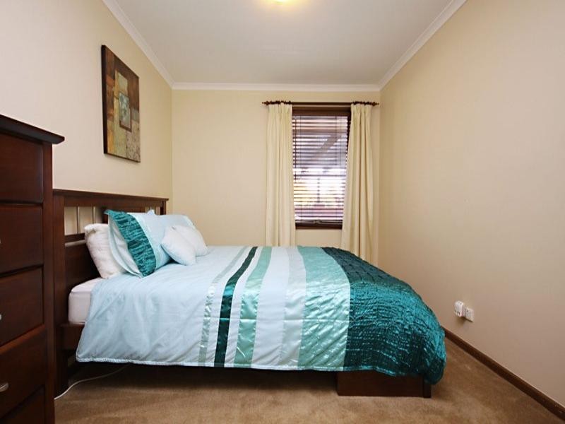 2 Dora Avenue, Seaton SA 5023