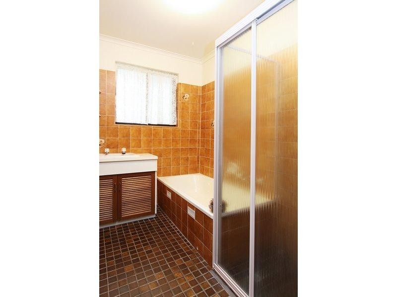 2/11 Thomson Crescent, North Haven SA 5018