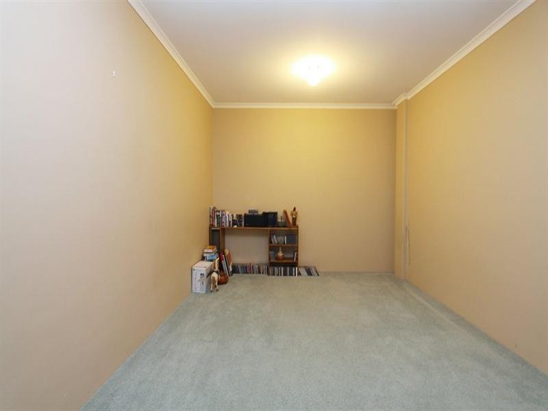 2/11 Thomson Crescent, North Haven SA 5018