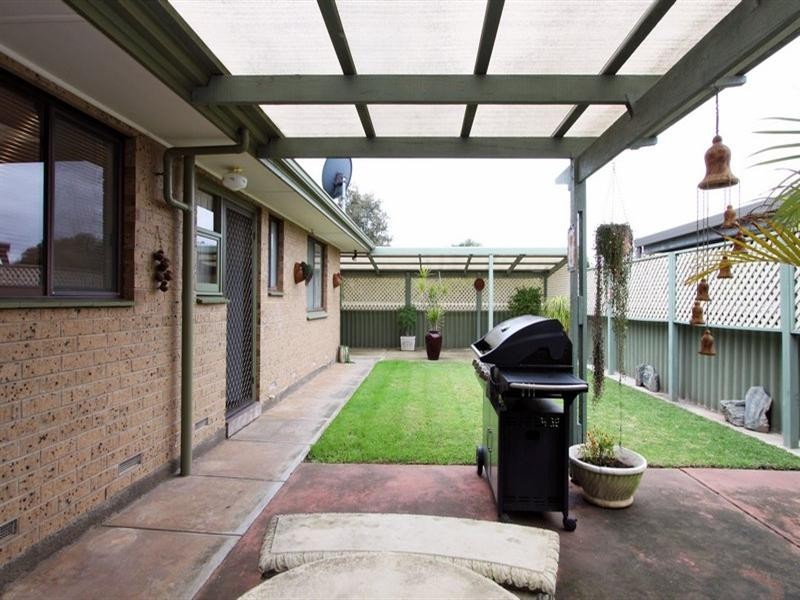 2/11 Thomson Crescent, North Haven SA 5018