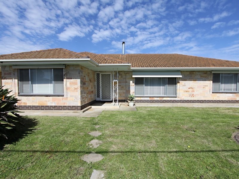 17 Elaine Avenue, Seaton SA 5023
