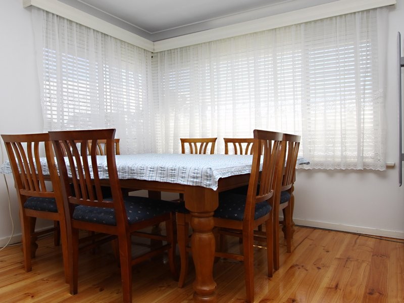 17 Elaine Avenue, Seaton SA 5023