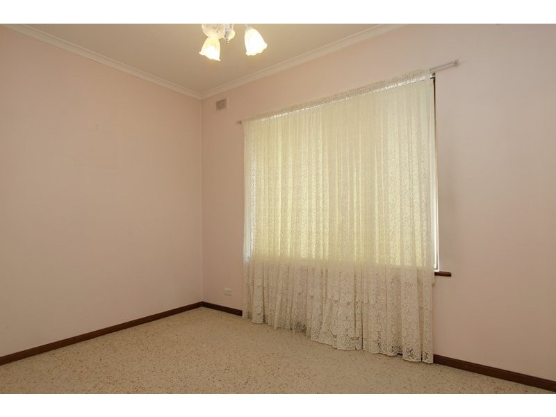 1/1 Leven Avenue, Seaton SA 5023