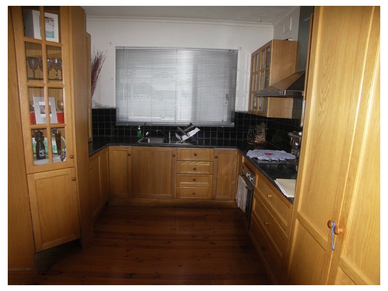 4 Loral Street, Para Hills SA 5096