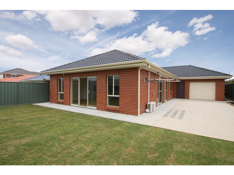66 RM Williams Drive, Walkley Heights SA 5098