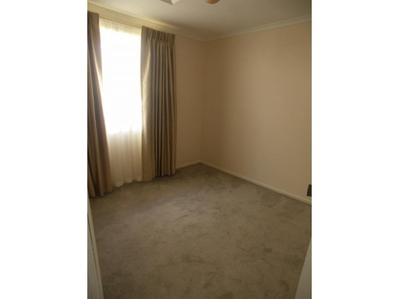 99 Maple Avenue, Royal Park SA 5014