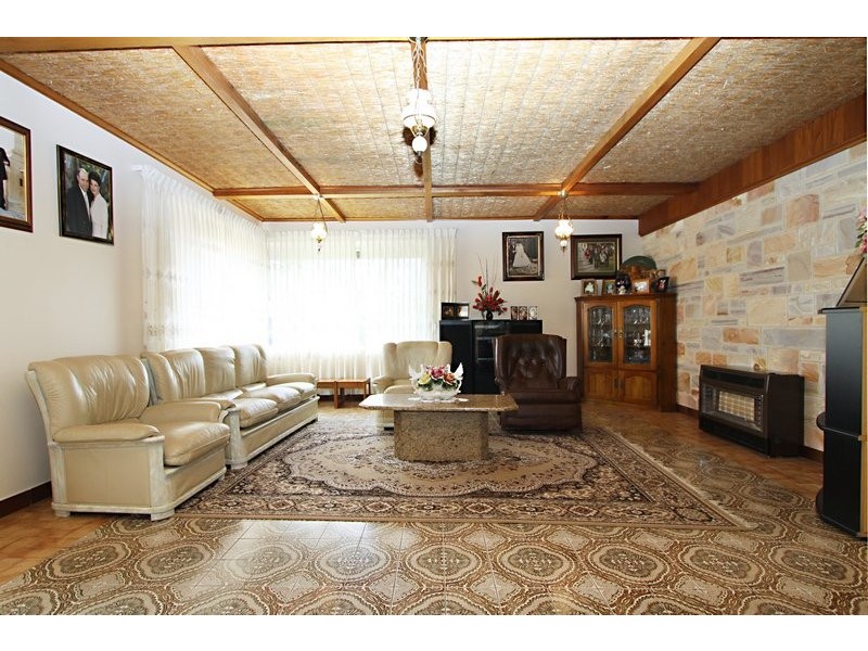 34 Hillsea Avenue, Clearview SA 5085