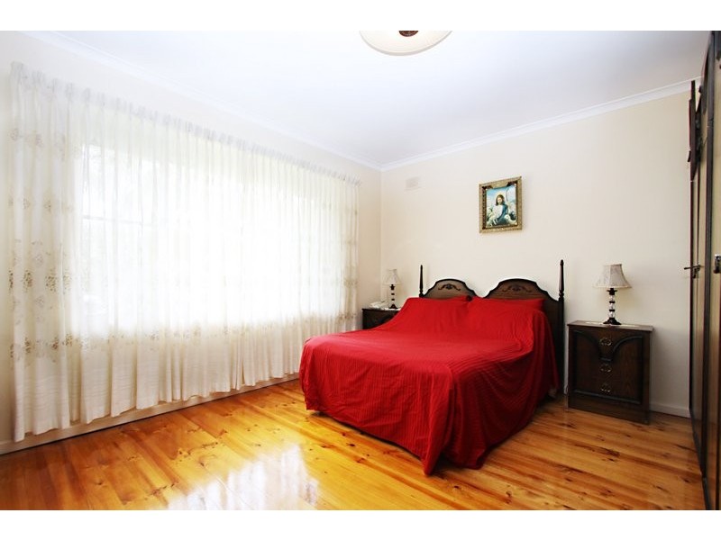 34 Hillsea Avenue, Clearview SA 5085