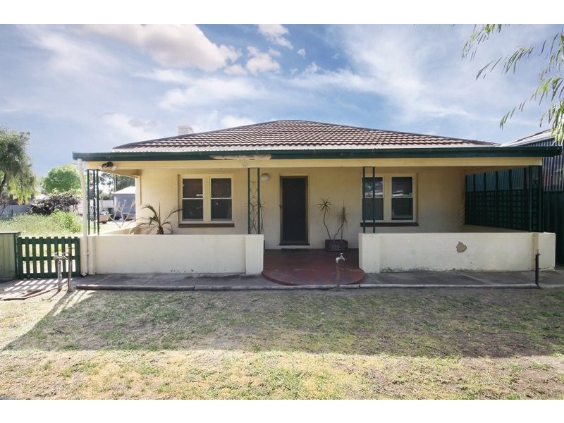 24 Montrose Avenue, Seaton SA 5023