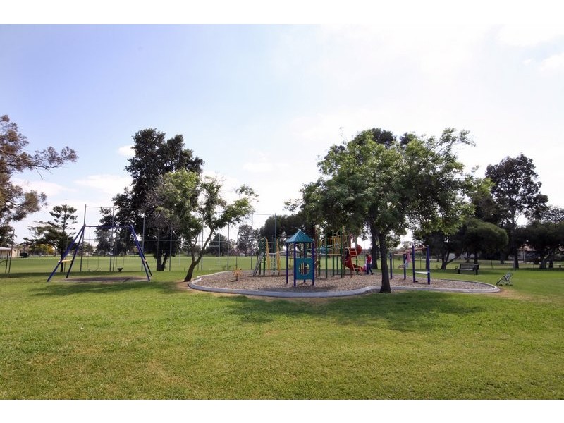 24 Montrose Avenue, Seaton SA 5023