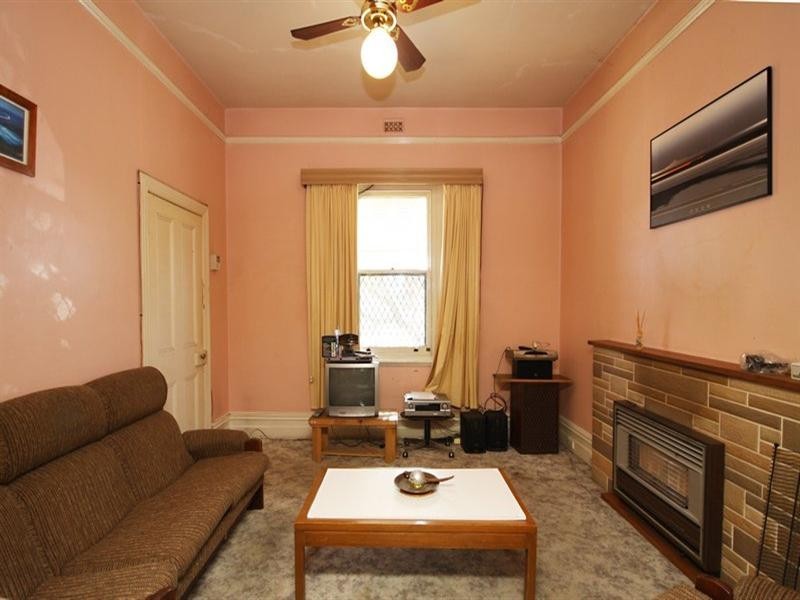 101 Port Road, Queenstown SA 5014